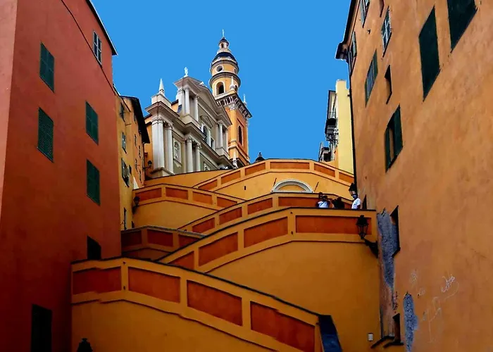 Appartamento Vue Mer, Balcon Face Port De Garavan, Et Gare à Pied